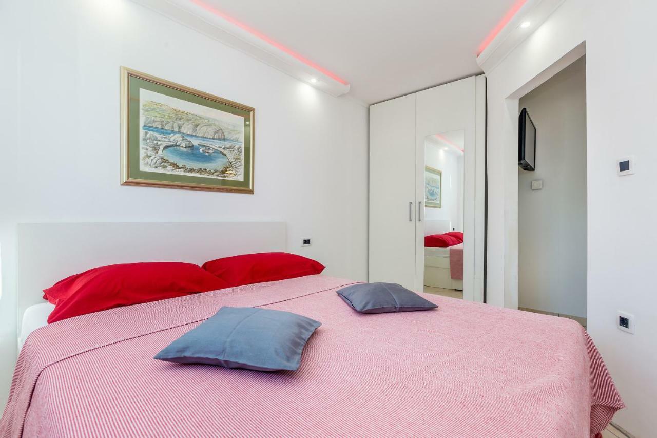 Apartments Jenny Pinezici  Ngoại thất bức ảnh
